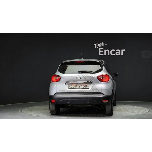 Renault Captur - 4