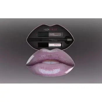 Set për buzë Huda Beauty, 1 laps, 1 buzëkuq dhe 1 shkëlqyes buzësh
