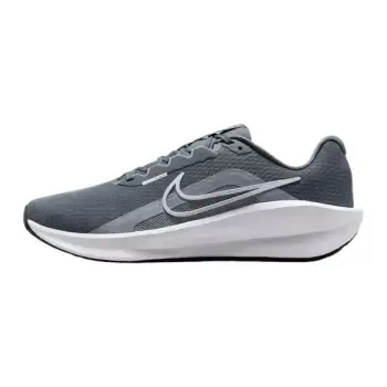 Atlete NIKE Downshifter 13