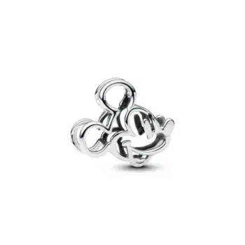Pjesë të vogla dekoruese të qëndisura në formë të Mickey Mouse nga Disney