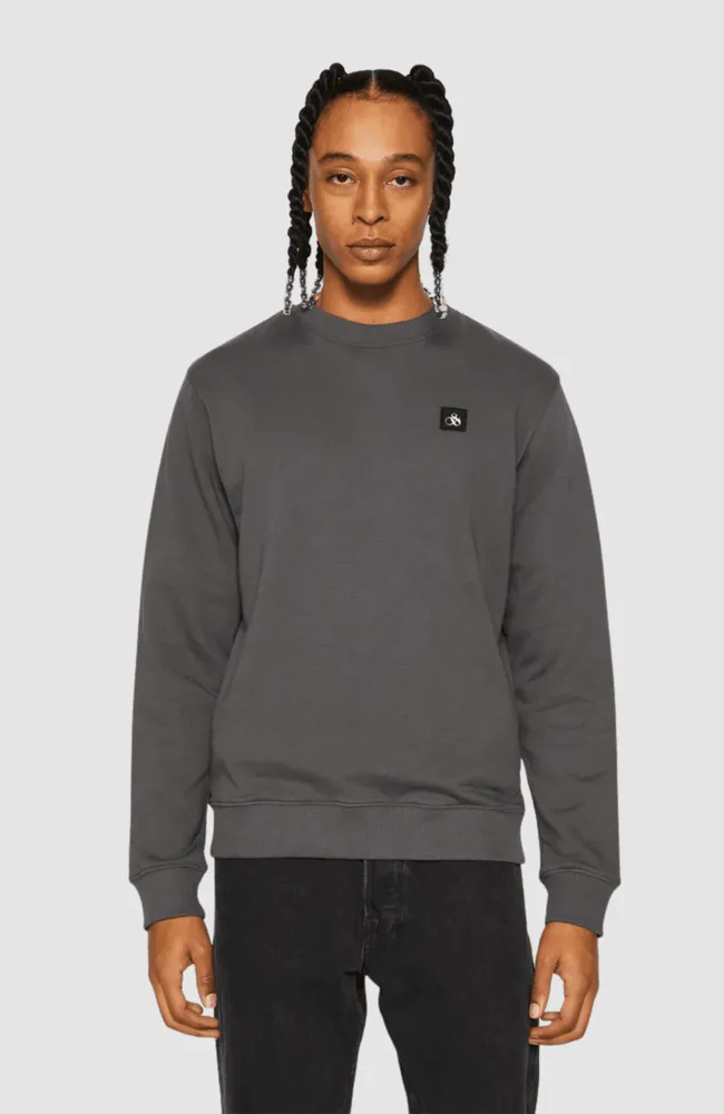 essential logo badge sweatshirt - 2
