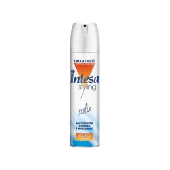 Llak per floke Intesa Strong Hold 300ml