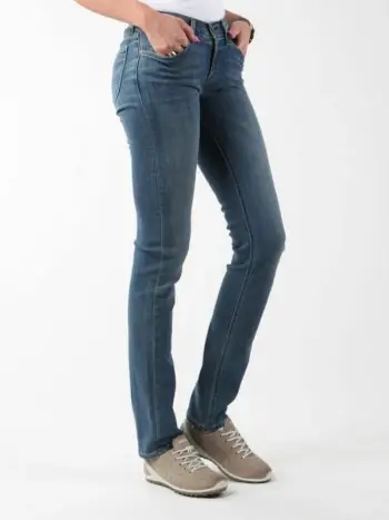 Xhinse skinny për femra Lee