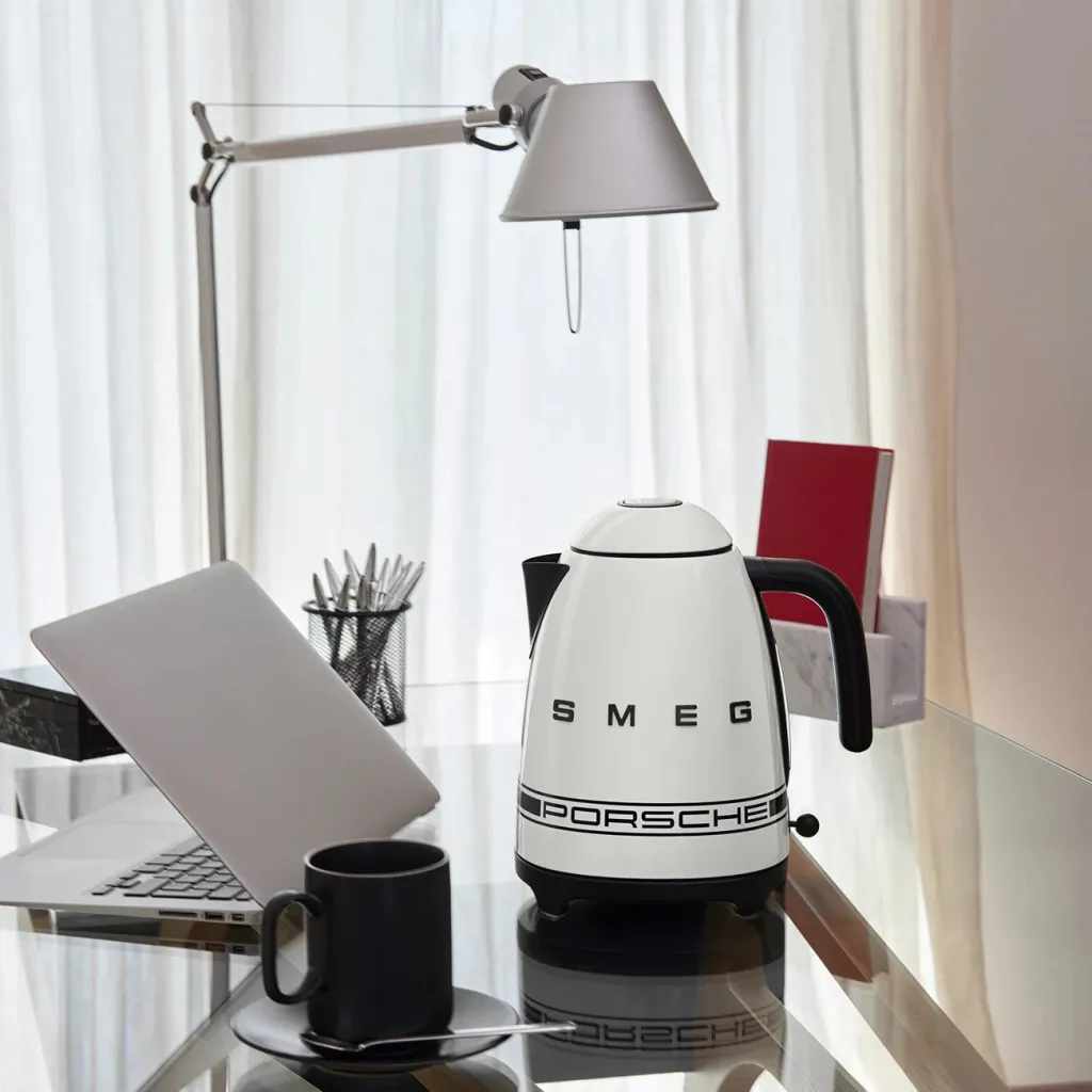 Çajnik SMEG X Porche KLF03PCWEU, i bardhë - 5