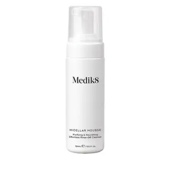 Shkumë pastruese micellar për fytyrë Medik8, 150 ml