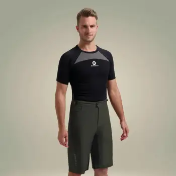 Bermuda çiklizmi Rogelli, të gjelbra
