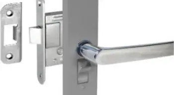 Bravë dere Lock Kurzeme AC45, 65x65x45 mm, doreza me rozetë, me buton WC, e galvanizuar