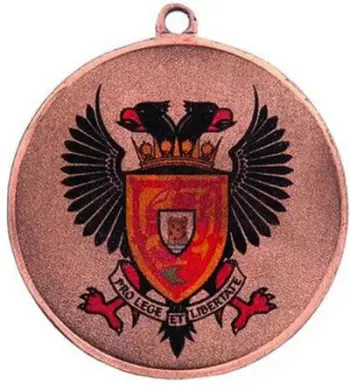 Medalje futbolli Victoria Sport, me shirit qafe LuxorJet, shumëngjyrëshe