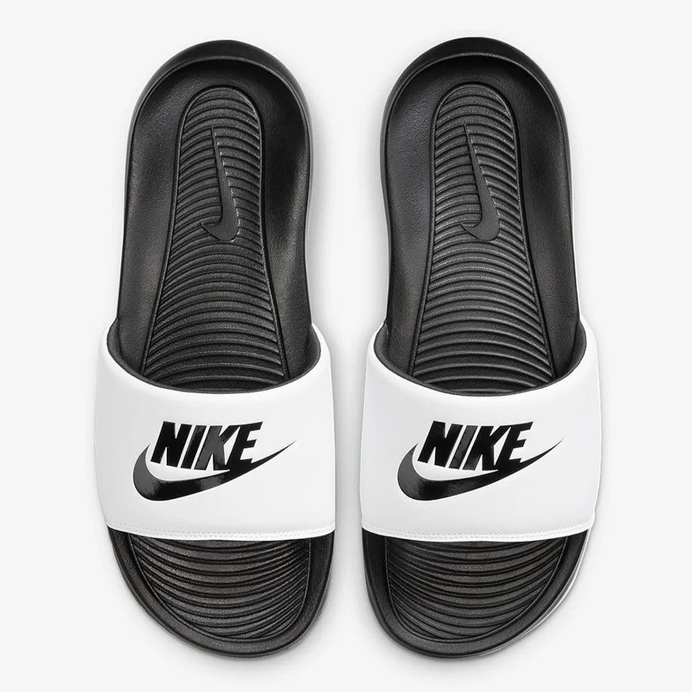Papuqe Nike CN9675 005 M - 6