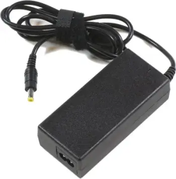 Adapter karikues CoreParts MBA1021, 65W, për ambiente të brendshme, i zi