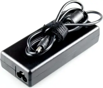 Adapter karikues CoreParts MBA1035, 90W, për përdorim të brendshëm, i zi