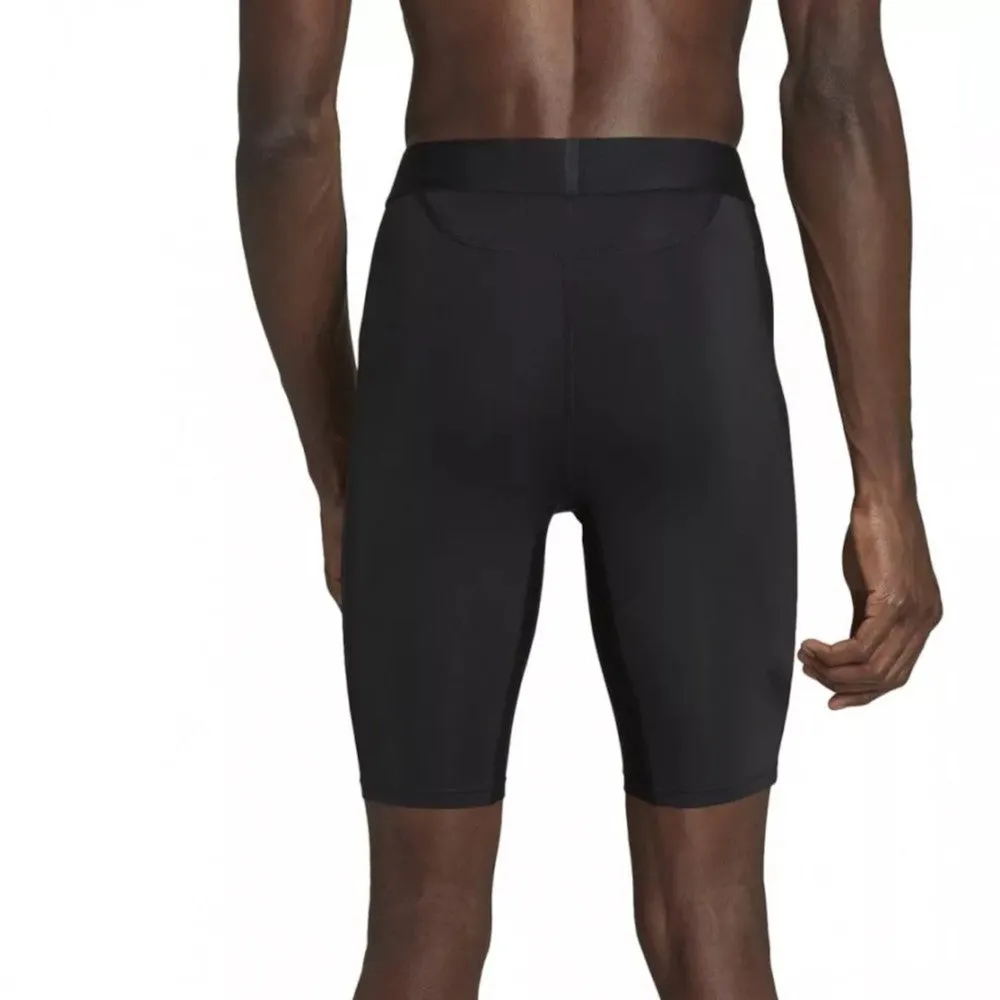 Shorce adidas Techfit Aeroready për Meshkuj - 3
