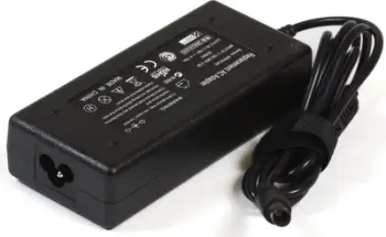 Adapter karikues CoreParts MBA50073, 45W, për përdorim të brendshëm, i zi