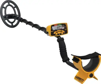 detektor metalesh Garrett ACE 300i 8 kHz, ekran LCD, spirale 7x10" PROformance, me kufje dhe mbulesa