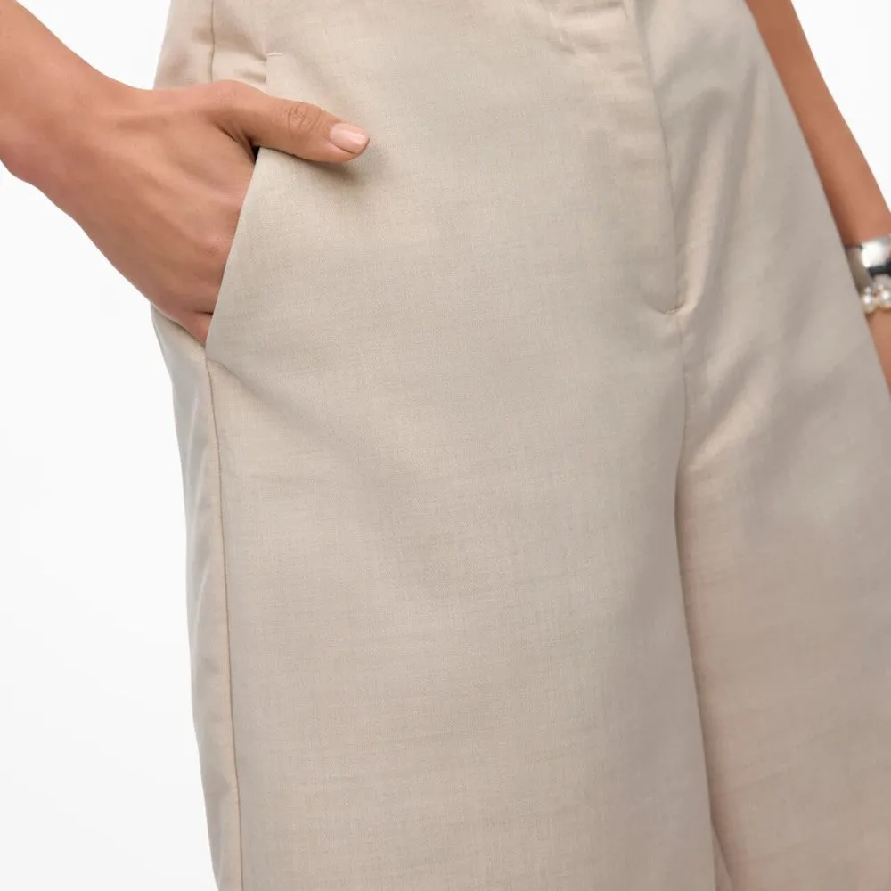Pantallona të shkurtë Vero Moda 10304633 SLDM - 10