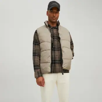 Jelek Jack & Jones 12212221CDS