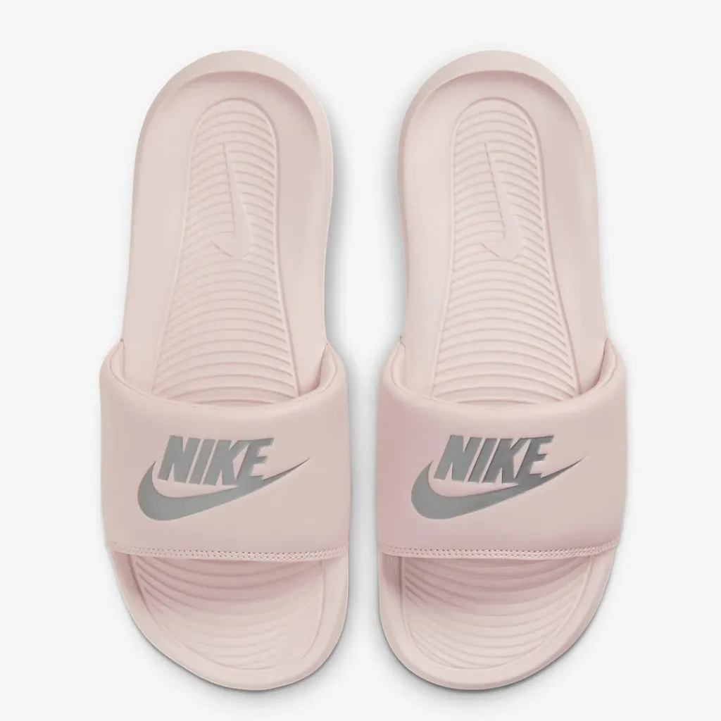 Papuqe Nike CN9677 600 F - 6