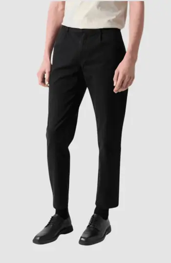 chino-pleated