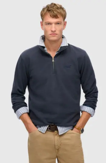 essential logo half zip