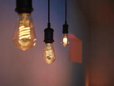Llambë inteligjente Philips Hue White Filament ST64, E27, Bluetooth, e bardhë vintage - 2