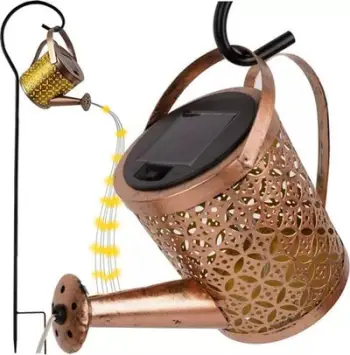 Llambë kopshti solare Gardlov, formë ujitëse dekorative, LED me sensor muzgut, e artë