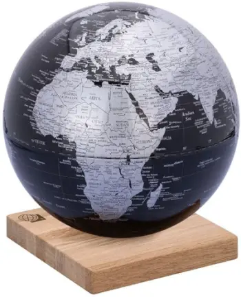 Glob dekorativ Troika Globo Explorer 360°, 25cm, bazë druri lisi