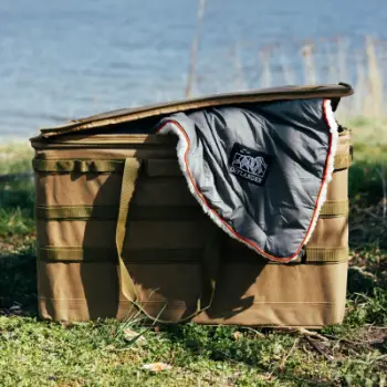 Çantë kampingu Offlander Offroad, me kornizë, 95L, e zezë