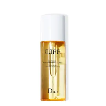 Dior Hydra Life Oil to milk – makeup removing clea
