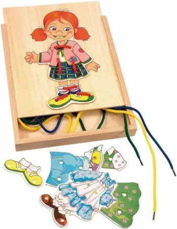 Lodër druri Woody Little Girls Wardrobe, puzzle veshjesh, shumëngjyrëshe