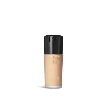 MAC STUDIO RADIANCE SERUM-POWERED FOUNDATION