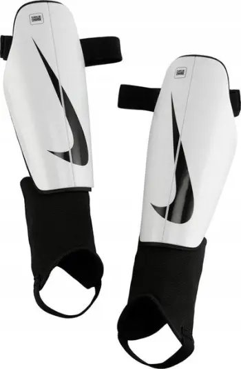 Mbrojtëse futbolli Nike Charge DX4608-100, për kyçin e këmbës, e bardhë