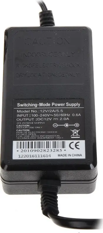 Adaptues rryme universal 12V 2A, 24W, prizë 2.1/5.5 mm, i zi