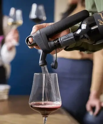 Aerator vere Coravin Pivot, për sistemin e ruajtjes së verës Coravin, i zi