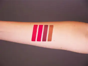 Ruj i lëngshëm Deborah Fluid Velvet 50, mat, qershi, 4.5 g