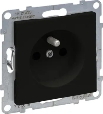 Prizë Legrand SUNO 721481, 2P+E, 16A 250V, e zezë
