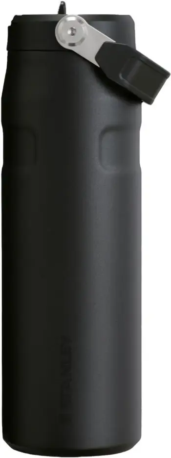 Shishe termike Stanley IceFlow Bottle Flip Straw 2.0, 0.7L, çelik inox, e zezë