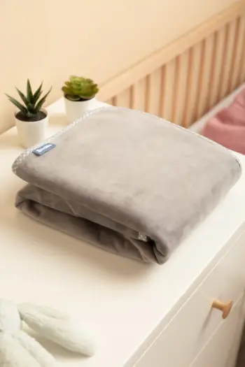 Batanije pelushi për foshnje BLANKET PLUSH GREY, 80x100 cm, gri