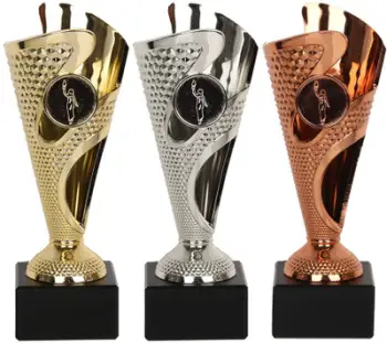 Kupë dekorative Tryumf Cup 9281, për gara sportive, ngjyrë ari