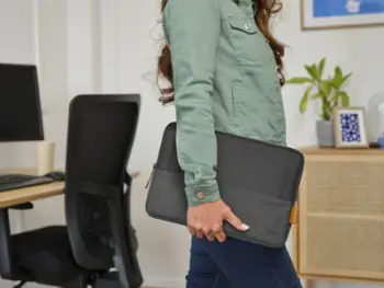 Mbulesë laptopi Trust Lisboa, 13.3", xhep Pocket, e zezë gri
