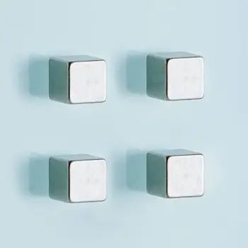 Magnetë kube Zeller, set 4 copë, 1x1x1 cm, ngjyrë çeliku