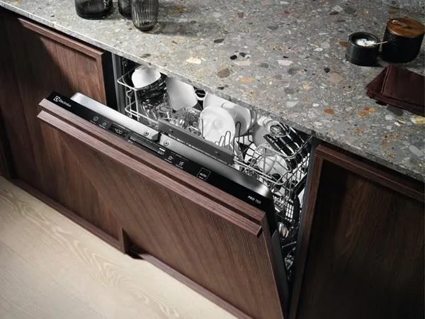 Lavastovije e integruar Electrolux EEQ47210L, 13 sete, klasa E, e bardhë - 6