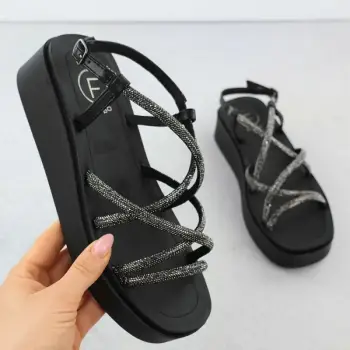 Sandale me platformë Filippo DS6898, të zeza, femra