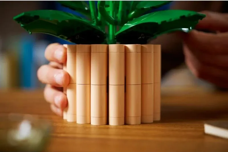 Set LEGO Botanical për të rritur, Spathiphyllum në vazo - 14