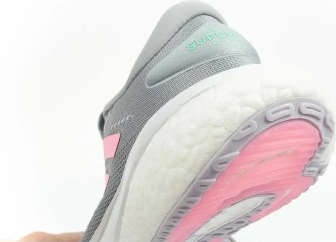 Atlete për femra adidas Supernova 2, gri e hapur - 7