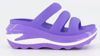 Sandale Crocs femra, vjollcë