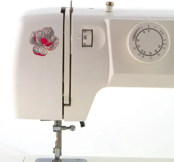 Makine qepëse Łucznik Karina 910, e bardhë - 11