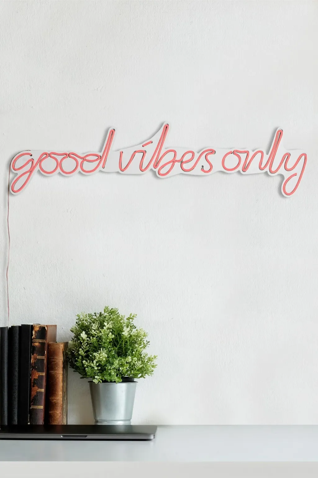 Dekor dritash LED plastike, 'Good Vibes Only', rozë - 5