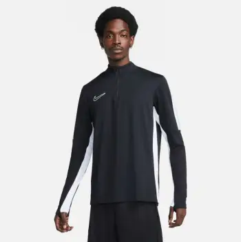 Duks Nike për meshkuj, ngjyrë e zezë