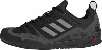 Atlete për meshkuj adidas Terrex Swift Solo, të zeza