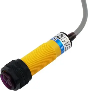 Sensor Fotoelektrik G18-3A10NB PNP NC 6-36V DC